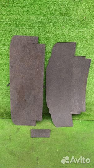 Обшивка багажника Nissan Presage Rider универсал