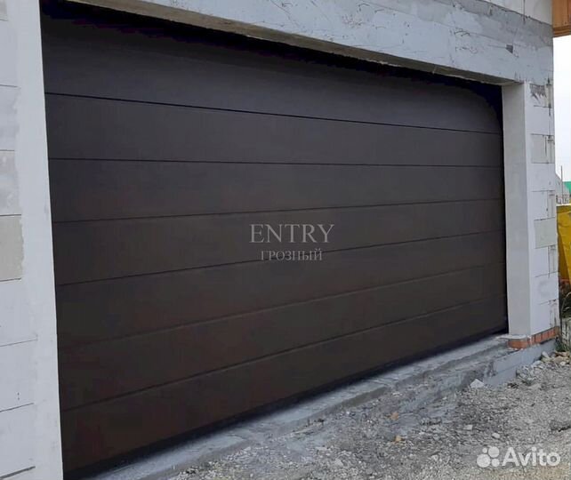 Ворота гаражные секционные