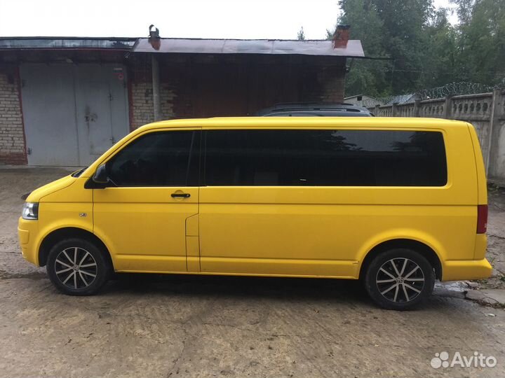 Volkswagen Caravelle 2.0 AMT, 2013, 290 000 км