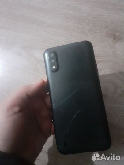 Samsung Galaxy A01, 2/16 ГБ