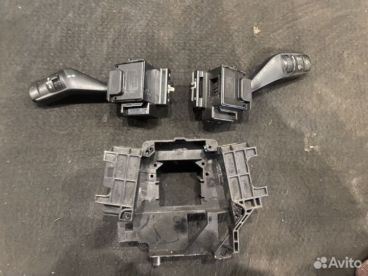 Подрулевой пеключатель Ford Focus 2