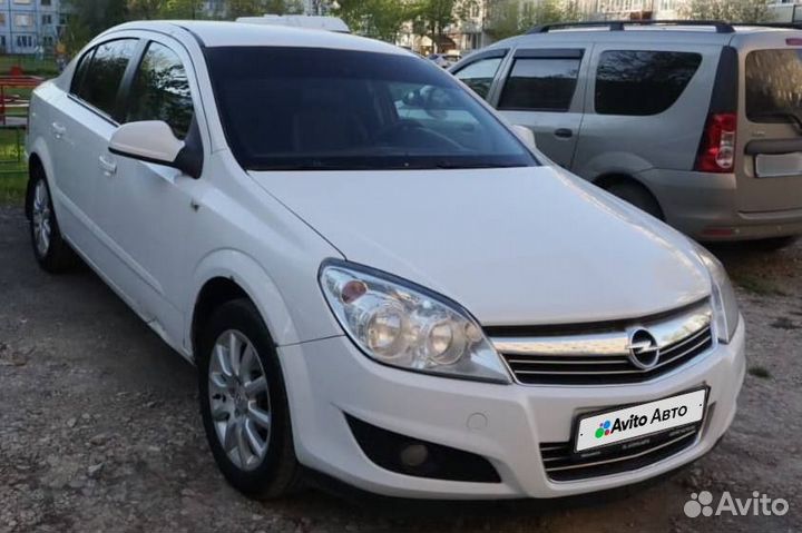 Opel Astra 1.8 AT, 2012, 190 700 км