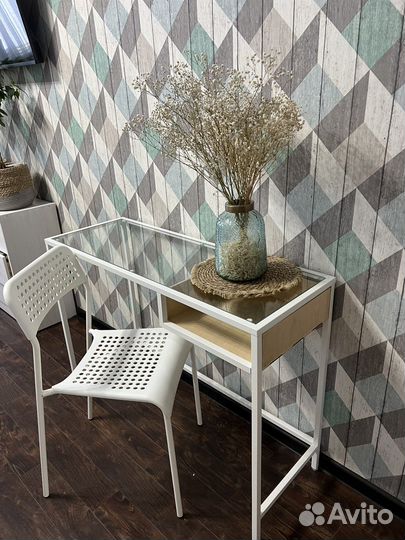 Стол IKEA