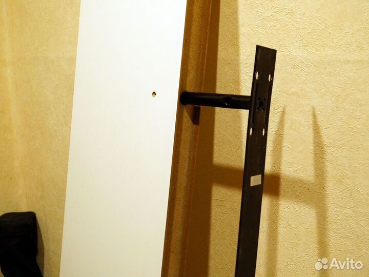 Полки настенные IKEA белые (2 шт)