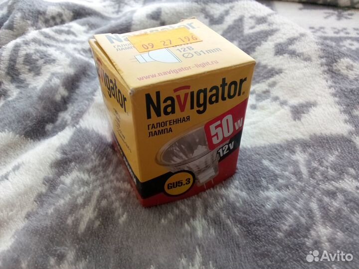 Лампочки галогеновые, крепления к ним