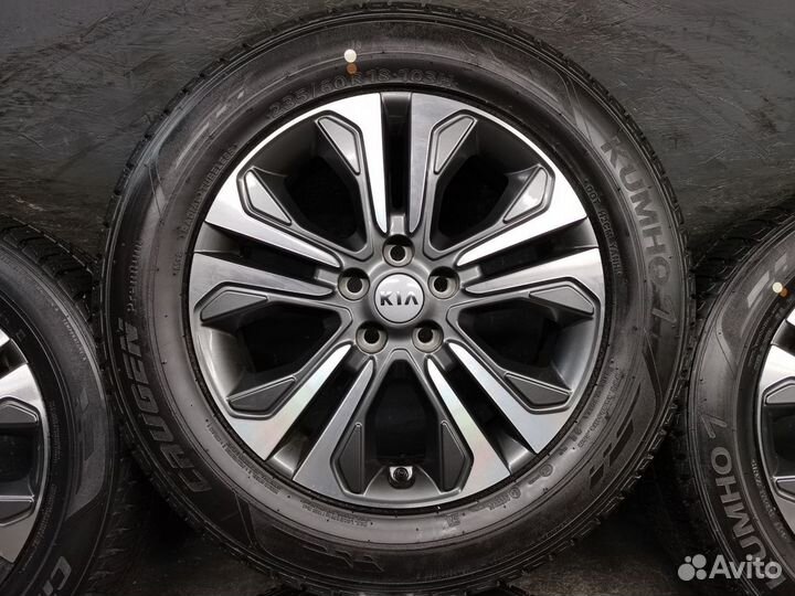 Комплект оригинальных колес KIA Carnival R18