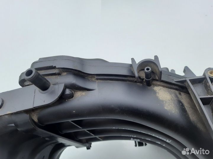 Коллектор впускной Skoda Octavia A4 Golf 4