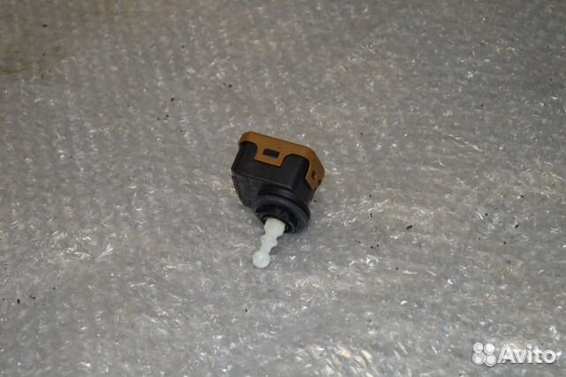 Kорректор фары Форд фокус 2 С мах