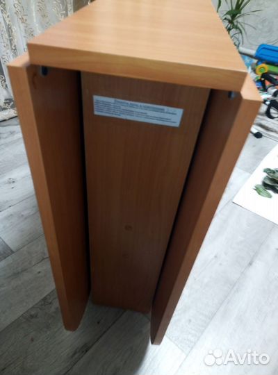 Стол книжка