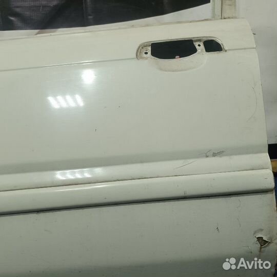 Дверь боковая передняя левая Suzuki Cultus G16A