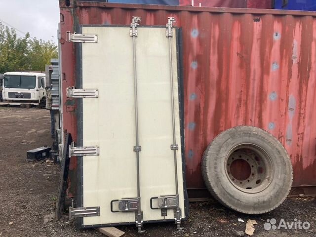 Дверь термобудки Man