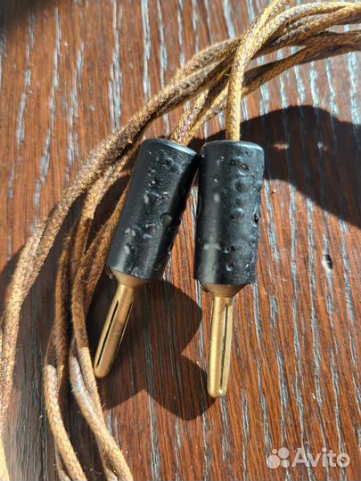 Кабель от динамика RCA