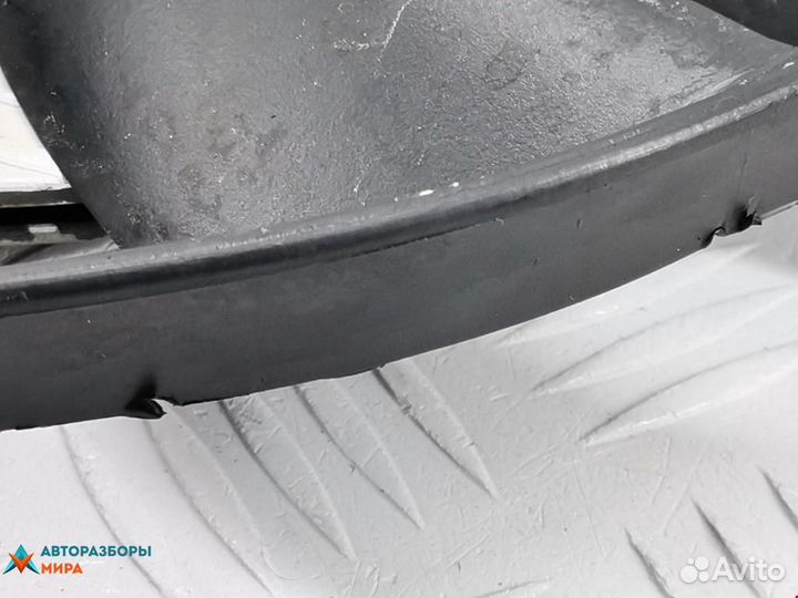 Крыльчатка вентилятора (лопасти) Volkswagen Passat