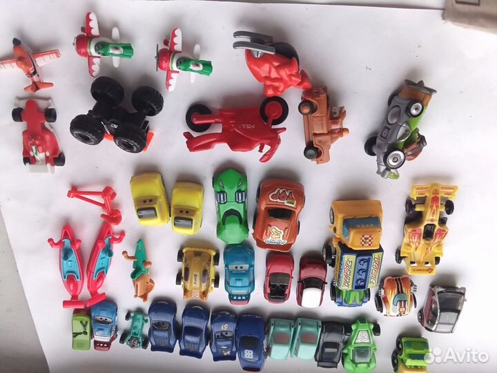 Киндер сюрпризы, машинки