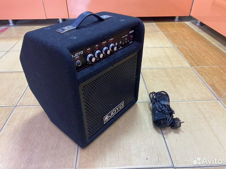 Комбоусилитель Joyo JBA-10