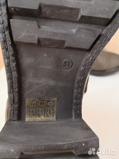 Женские осенние ботинки