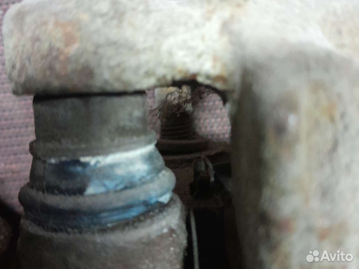 Kia sportage 3 задние суппорта с накладками