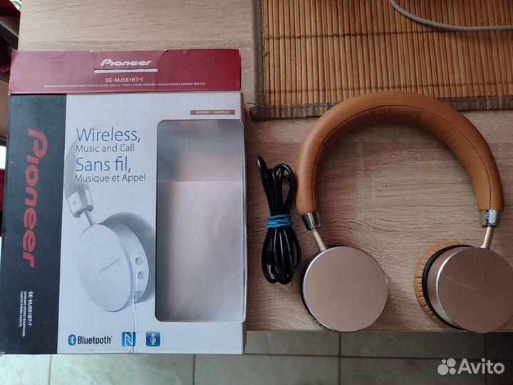 Беспроводные наушники pioneer