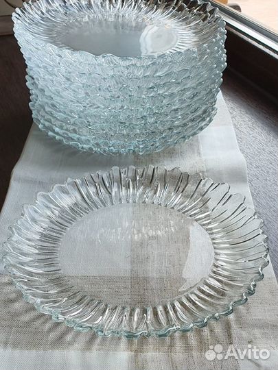 Набор посуды тарелки