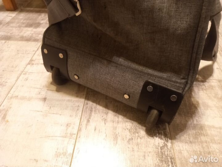 Спортивные сумки на колесиках