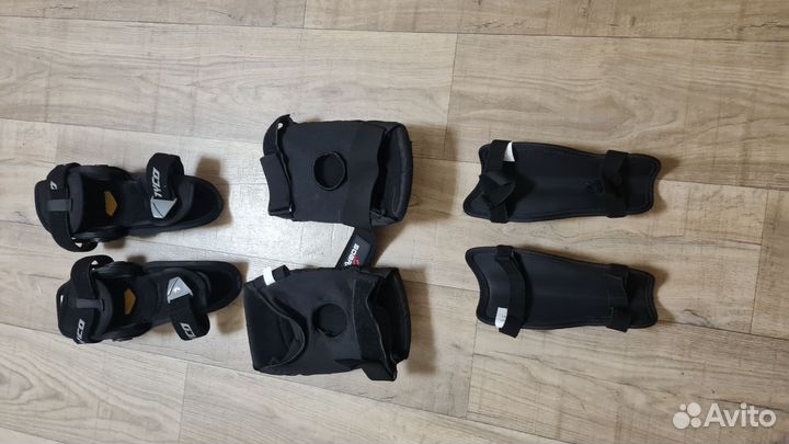 Налокотники, наколенники, щитки (защита )