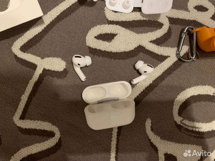 AirPods Pro оригинал с Чеком