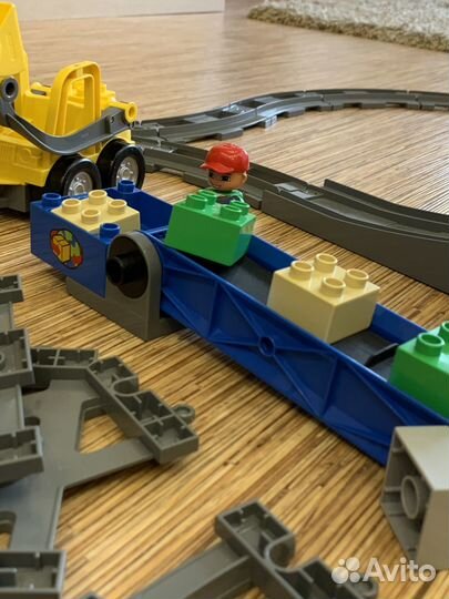 Lego duplo грузовой поезд