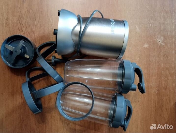 Блендер Nutribullet NB911CP Pro