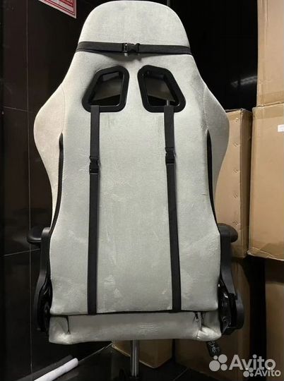 Компьютерное кресло офисное с функцией массажа