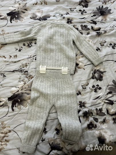 Вязаный костюм детский
