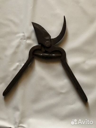 Старенький секатор СССР винтаж