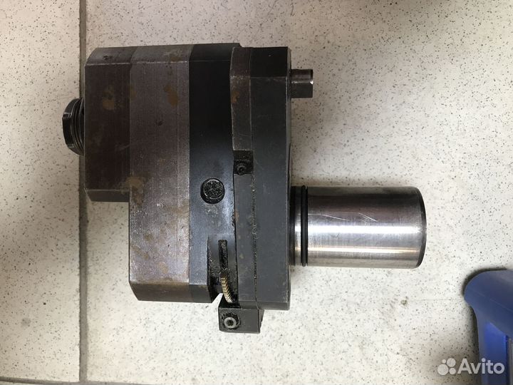 Блок приводной угловой цанговый VDI40 er 25