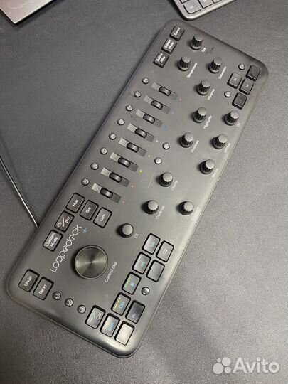 Loupedeck + консоль для обработки фото и видео