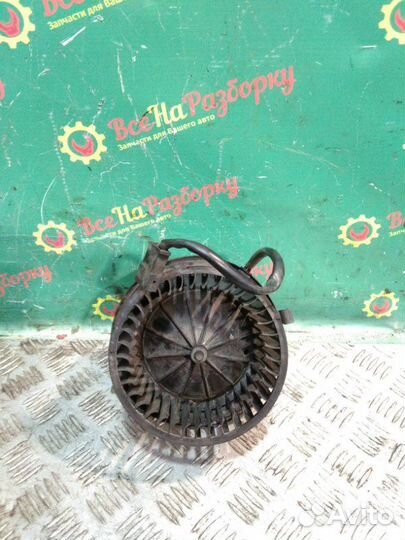 Моторчик печки Volkswagen Passat B3