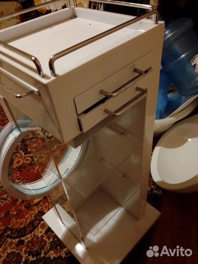 Тележка парикмахерская бу