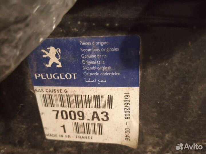 Порог водительский оригинал пежо 206 3дв