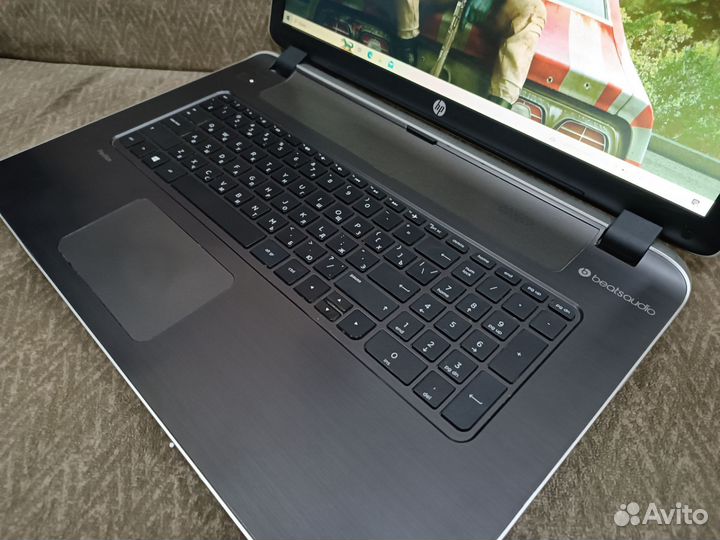 Hp 17.3/intel i5/Nvidia 2gb