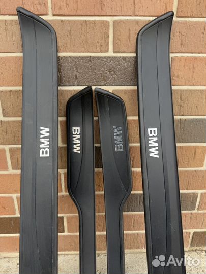 Накладки порогов бмв е90 комплект