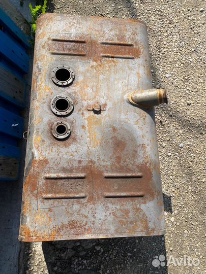 Топливный бак на hyundai hd 78