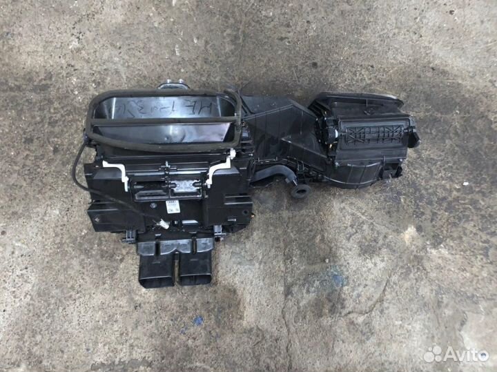 Отопитель в сборе (печка) Audi A8 D4/4H 2012