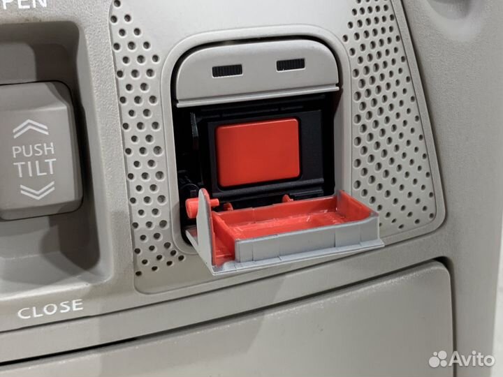 Плафон освещения салона Nissan Murano Z52