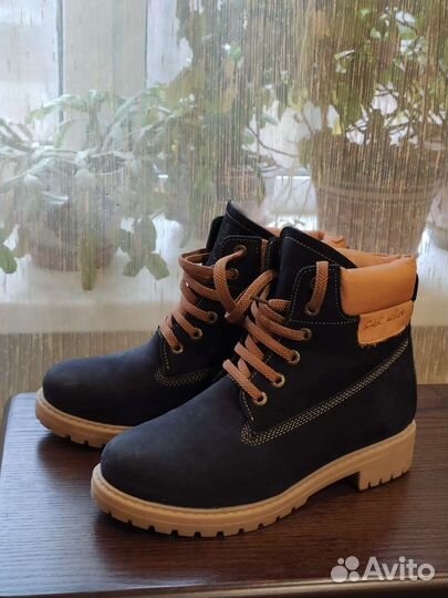 Ботинки женские 37 размер