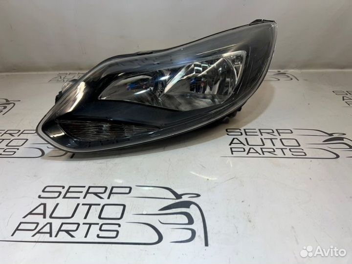 Фара левая Ford Focus 3 CB8 1.6L duratec TI-VCT