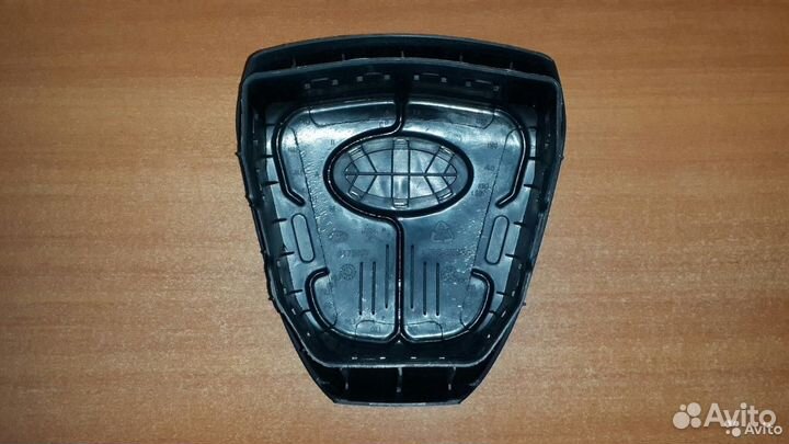 Крышка подушки безопасности Хендай Ай20