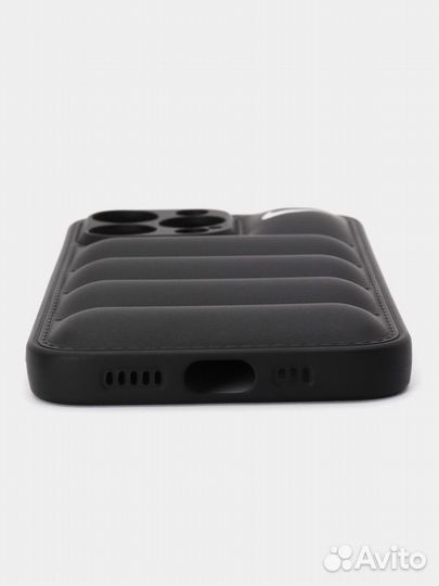 Чехол на iPhone Nike чёрный (все модели)