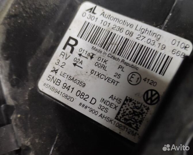 Фара битая правая LED Volkswagen Tiguan 2019