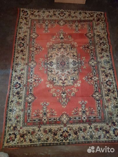 Ковер или палас бу