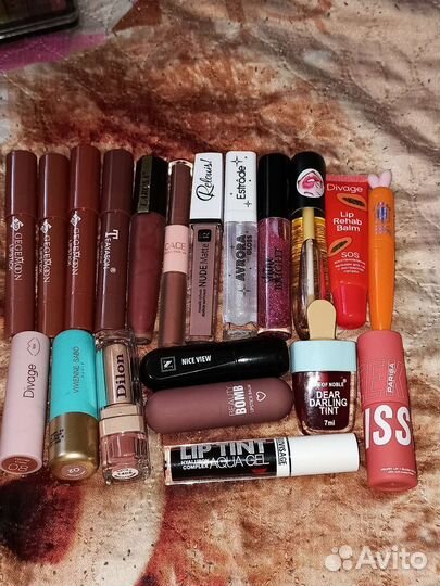 Набор косметики пакетом