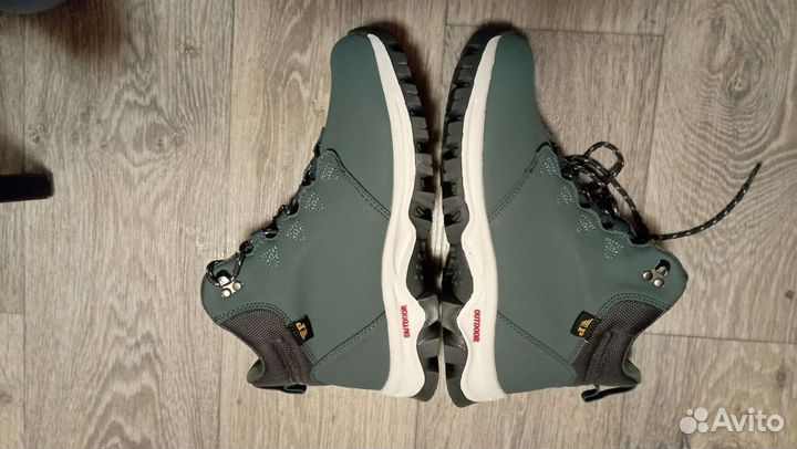 Трекинговые зимние ботинки женские 39