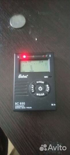 Продам настраиватель гитары